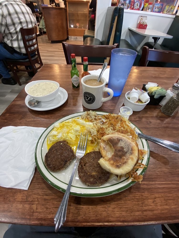Photo uploaded by Bill's Diner